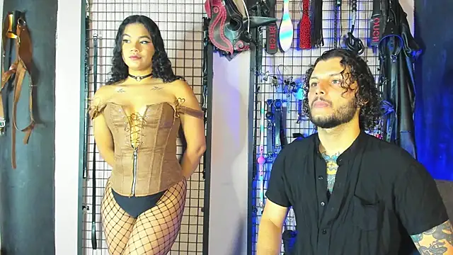 Snapshot of Twisted_Fantasy chatting on February 3, 12:36 pm Twisted Fantasy online show from February 3, 12:36 pm