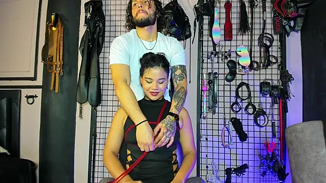 Snapshot of Twisted_Fantasy chatting on February 12, 3:16 pm Twisted Fantasy online show from February 12, 3:16 pm