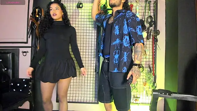 Snapshot of Twisted_Fantasy chatting on October 31, 2:56 am Twisted Fantasy online show from October 31, 2:56 am