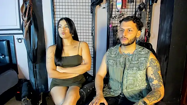 Snapshot of Twisted_Fantasy chatting on February 22, 4:13 am Twisted Fantasy online show from February 22, 4:13 am