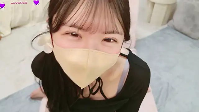 Snapshot of anchan_ chatting on May 4, 1:40 pm anchan online show from May 4, 1:40 pm
