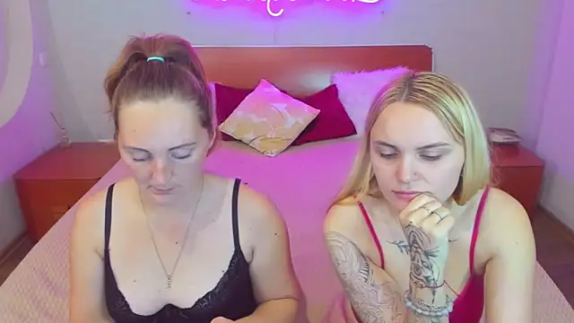 MagicEyess online show from November 2, 6:32 pm