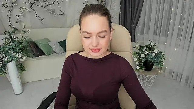 MiracleCurly online show from November 11, 4:07 pm