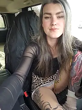 Snapshot of Lilmissvyx chatting on March 21, 12:51 am Lilmissvyx online show from March 21, 12:51 am