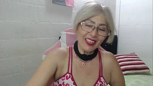 jade04 roberts online show from March 2, 11:53 pm
