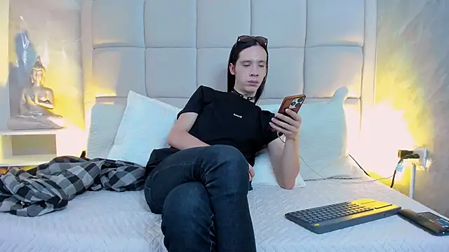 Hecatee 77 online show from November 9, 7:23 pm