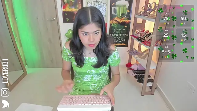 Snapshot of loverubii chatting on March 18, 12:25 am loverubii online show from March 18, 12:25 am