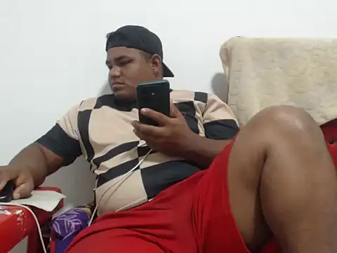 PONSE LATINO online show from October 13, 4:40 pm