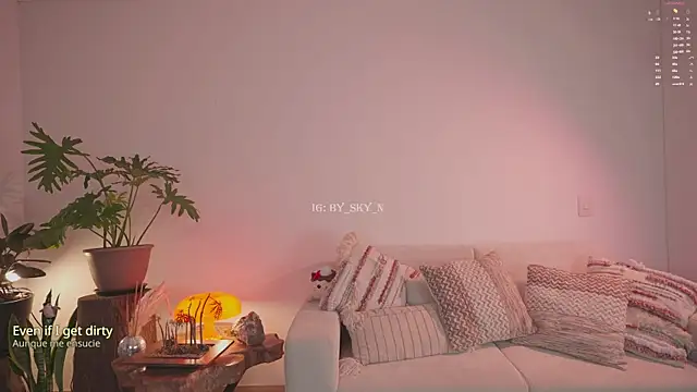 ninaa sky online show from July 10, 10:45 pm