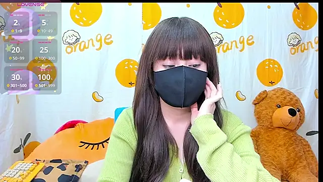 alonelove   online show from October 25, 2:30 am