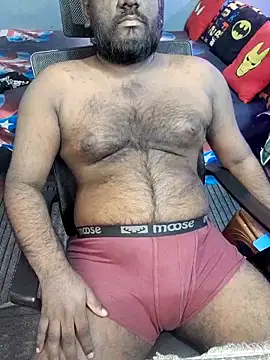 Rayansmith  online show from December 22, 11:40 am