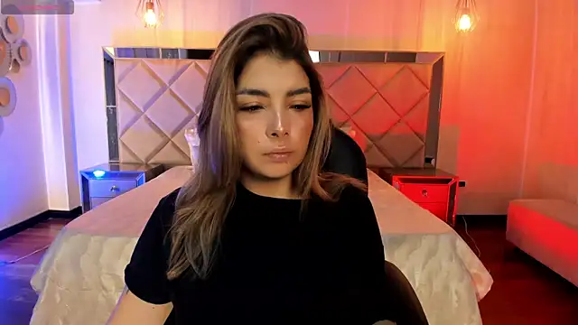 LisaMonroe  online show from February 11, 2:02 pm