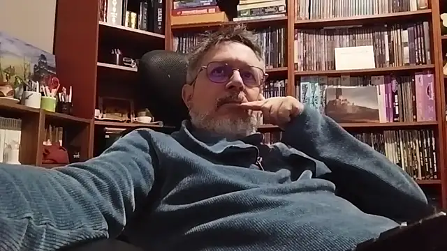 Mandra is a whore online show from December 15, 5:06 pm