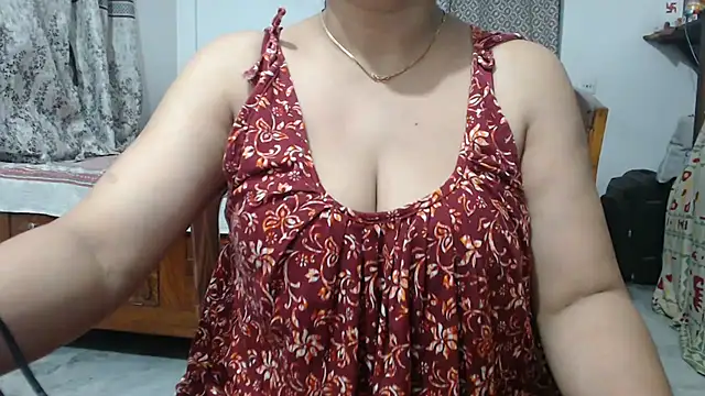 Snapshot of sexy_jaaan chatting on July 19, 4:44 pm sexy jaaan online show from July 19, 4:44 pm