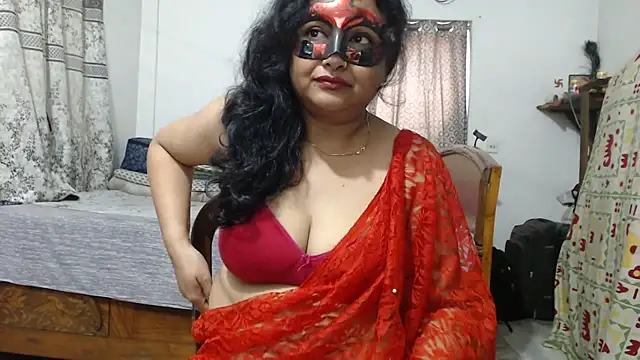 Snapshot of sexy_jaaan chatting on August 2, 2:32 am sexy jaaan online show from August 2, 2:32 am