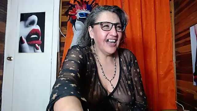 merlyna goldens online show from February 6, 6:08 am