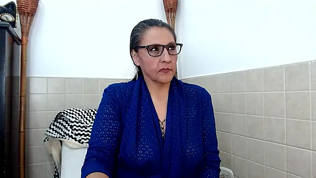 merlyna goldens online show from March 19, 9:17 am