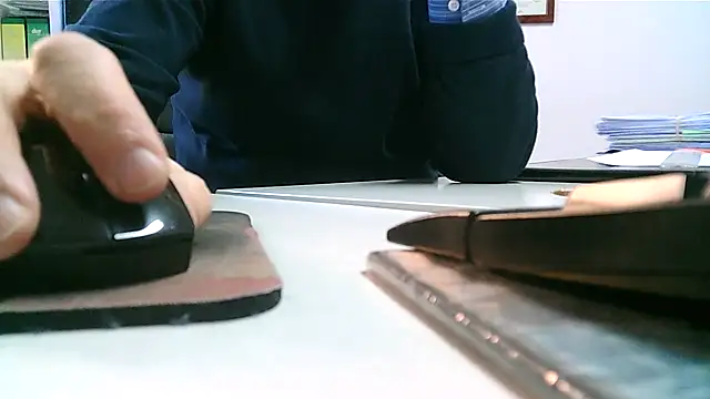 Gregcam online show from December 3, 9:33 am