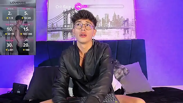 Snapshot of Andrew_thevil chatting on December 12, 1:10 am Andrew thevil online show from December 12, 1:10 am