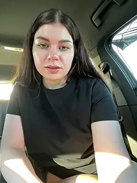 Snapshot of EllyNora chatting on March 3, 2:45 pm EllyNora online show from March 3, 2:45 pm