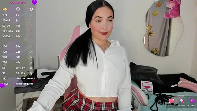 valery smitd online show from April 11, 5:45 am