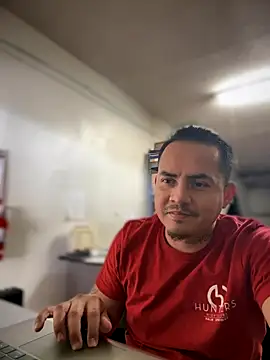 PeterGrandee online show from December 2, 9:17 pm