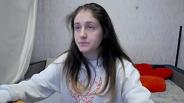 Holliy Cooper online show from January 9, 10:07 am