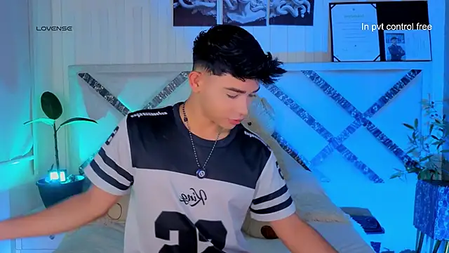 Austin connor  online show from January 15, 9:58 am