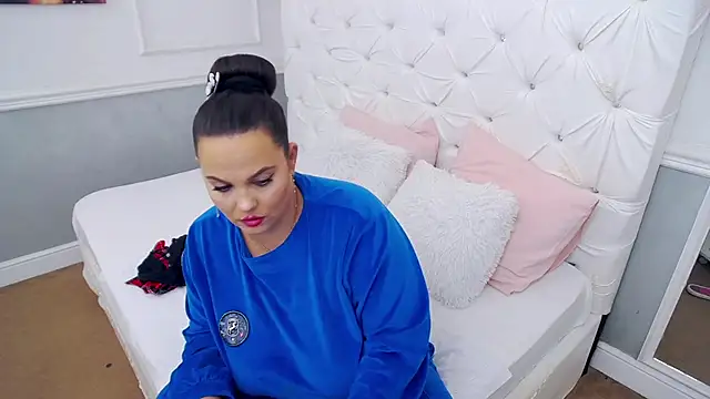 RavishingJenna online show from November 7, 8:31 pm