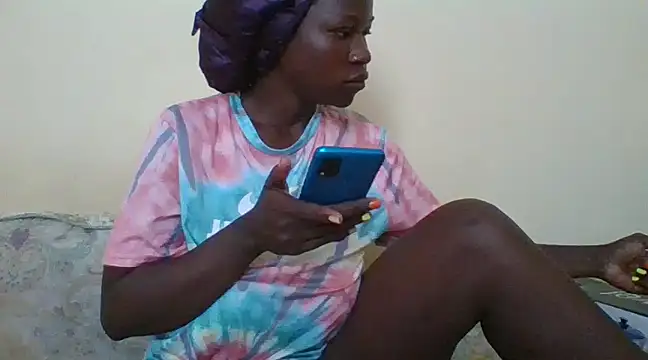 prettychic5 online show from January 23, 6:39 am