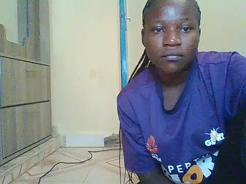 prettychic5 online show from January 8, 8:49 am