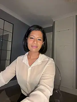 RoseMelanie online show from February 11, 8:58 am