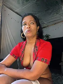 RoseMelanie online show from February 19, 6:43 pm