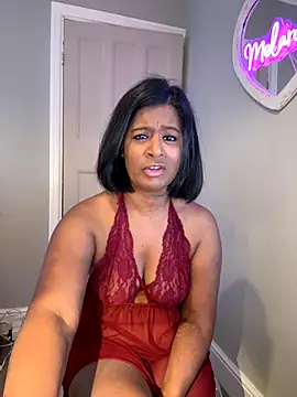 RoseMelanie online show from October 6, 7:06 am