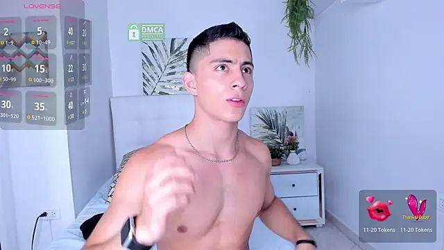 Snapshot of Matty_Adams chatting on February 28, 3:37 pm Matty Adams online show from February 28, 3:37 pm