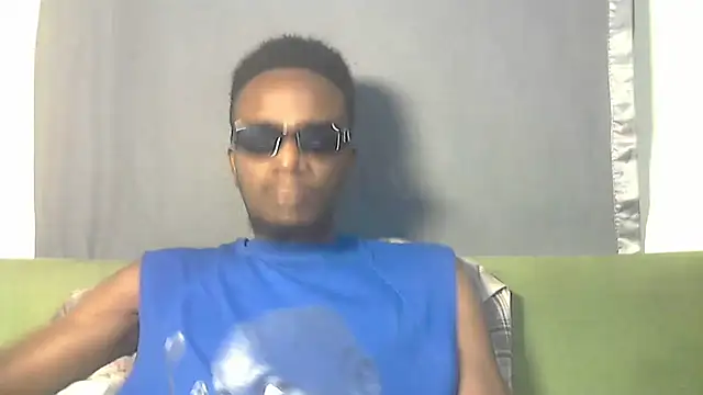 Snapshot of BIGDICKMULLAH chatting on February 14, 2:30 am BIGDICKMULLAH online show from February 14, 2:30 am