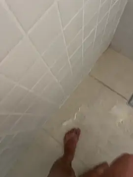 Snapshot of Andrebronze chatting on February 24, 7:34 pm Andrebronze online show from February 24, 7:34 pm