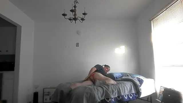 Peachestabby147 online show from February 25, 1:43 pm