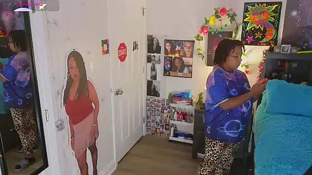 temptressbeauty24 online show from October 18, 3:09 am