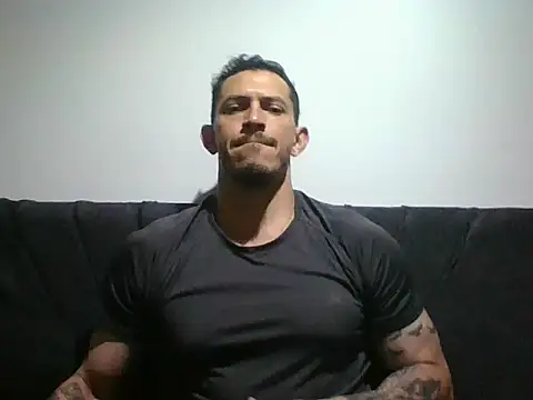 Snapshot of Alde_barahh chatting on July 1, 2:35 am Alde barahh online show from July 1, 2:35 am