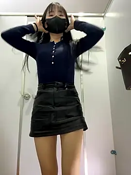 Asia-Lynn online show from January 17, 11:15 am