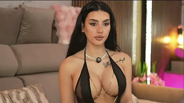 AmyBlair online show from April 8, 7:30 am