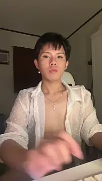 Plaxtique online show from December 20, 5:42 pm