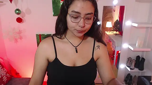  Kim  M online show from January 9, 1:03 pm