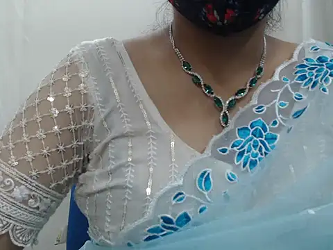 Lovely Siri 23 online show from December 3, 8:34 am