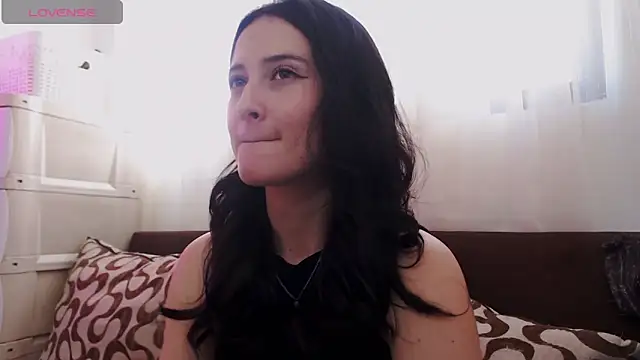 Snapshot of AlissonnFoxx chatting on May 26, 9:00 pm AlissonnFoxx online show from May 26, 9:00 pm