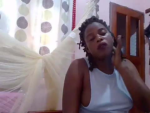 Snapshot of sweetbabra1 chatting on June 18, 1:48 pm sweetbabra1 online show from June 18, 1:48 pm