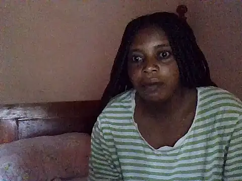 Snapshot of sweetbabra1 chatting on July 10, 6:07 am sweetbabra1 online show from July 10, 6:07 am