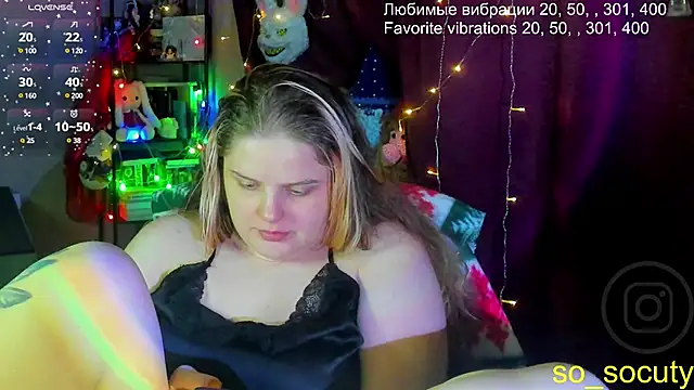 Snapshot of so_cute777 chatting on February 8, 3:30 am so cute777 online show from February 8, 3:30 am