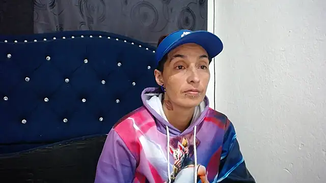 Snapshot of anyu1306 chatting on February 27, 10:31 pm anyu1306 online show from February 27, 10:31 pm